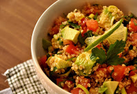 Salada de Quinua com Abacate (vegana)