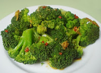 Brócolis com Molho Asiático (vegana)