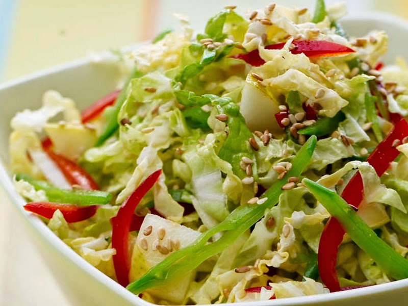 Salada Crocante de Repolho (vegana)