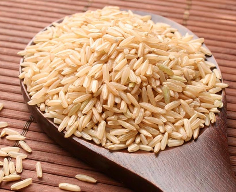 Por que o arroz integral é a melhor escolha?